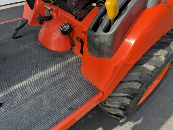 2006 Kubota BX24 Tractor Loader Backhoe - Image 14