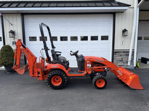 2006 Kubota BX24 Tractor Loader Backhoe