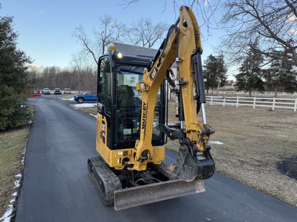 2019 Cat 301.8 Mini Excavator Cab Heat A/C - Image 4