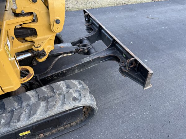 2019 Cat 301.8 Mini Excavator Cab Heat A/C - Image 8