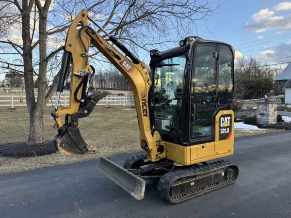 2019 Cat 301.8 Mini Excavator Cab Heat A/C - Image 15