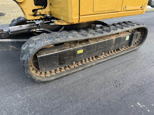 2019 Cat 301.8 Mini Excavator Cab Heat A/C - Image 18