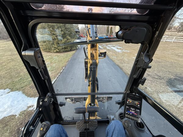 2019 Cat 301.8 Mini Excavator Cab Heat A/C - Image 27