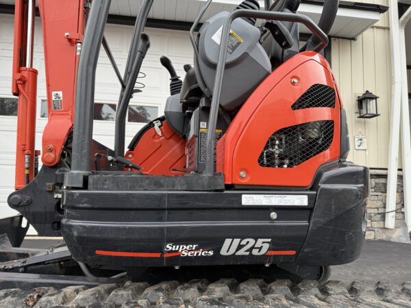 2021 Kubota U25 Mini Excavator - Image 11