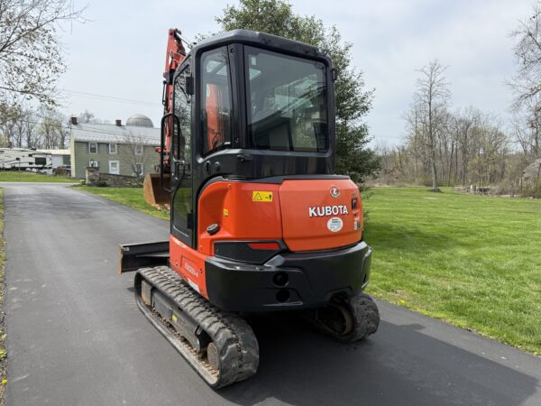 2019 Kubota KX033-4 - Image 9